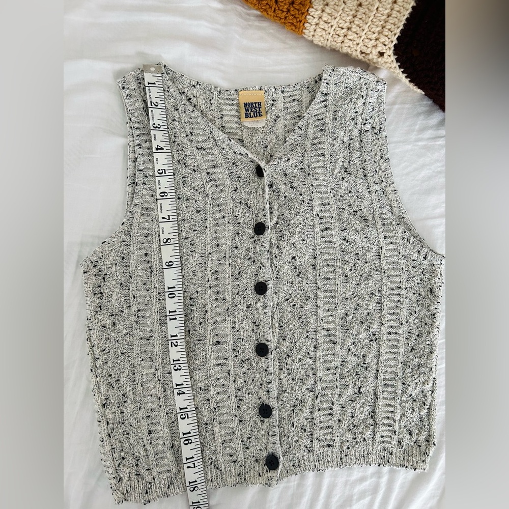 VINTAGE 90s Knit Top / Vest - Picture 7 of 7